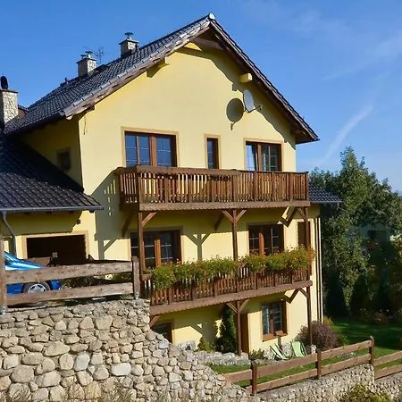 Maya Séjour chez l'habitant